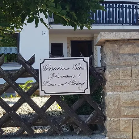 4 Appartement *