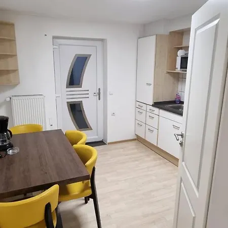 4 * Lamerdingen